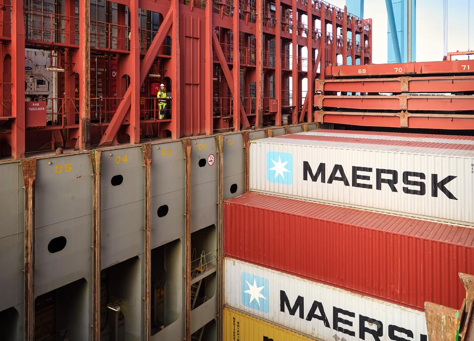 Lean operator lifts safety & efficiency - APM Terminals